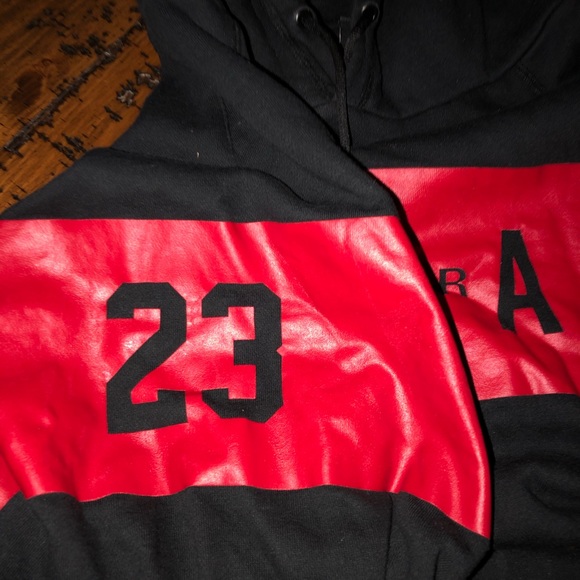 Sweater - Picture 3 of 3